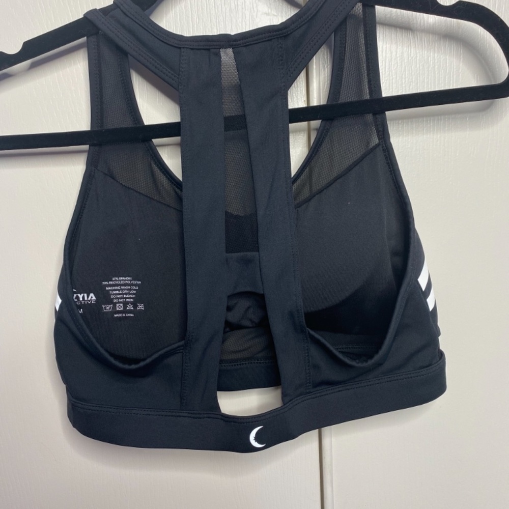 Sports bra - Picture 3 of 3